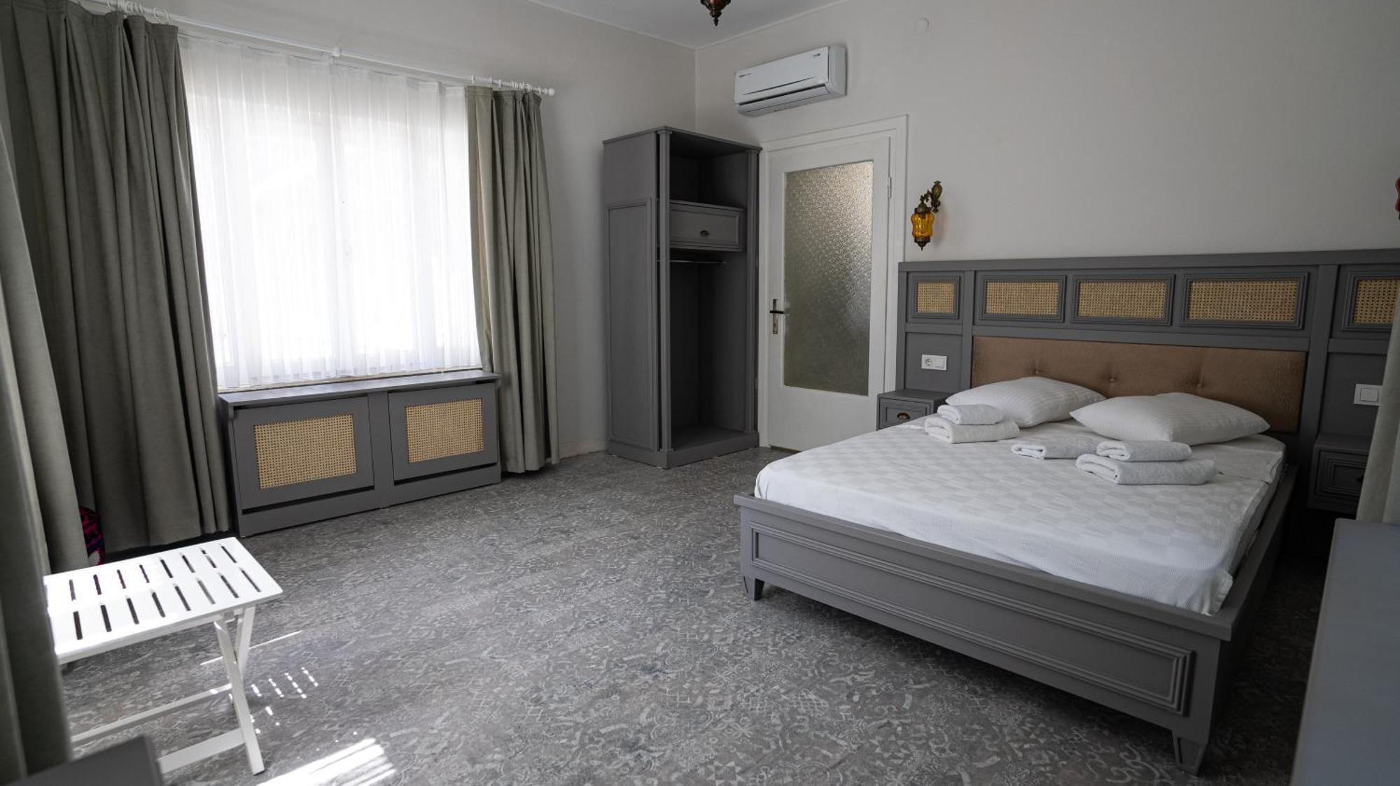 Bueyuekada Ece Apartment *